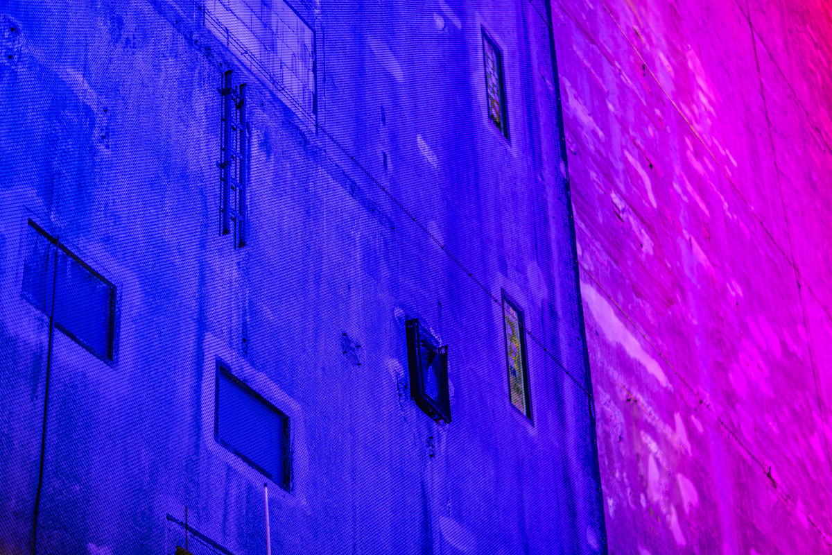 Loading... just a sec